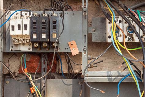 outdated electrical panel problems